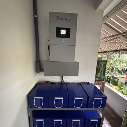 Instalacion de paneles solares y almacenamiento de bateria en Puerto Rico por Solar & Electric System